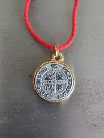 NEUVAINE + MEDAILLE Saint Benoit (Défense et protection)